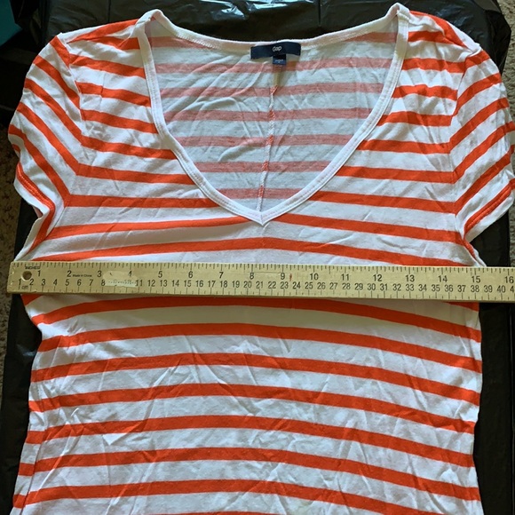 Gap V Neck  Orange Stripes T-Shirt - Picture 5 of 5